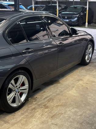 BMW 320i 2.0 SPORT 16V TURBO ACTIVE FLEX 4P AUTOMÁTICO